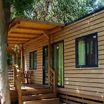 Villaggio Dei Fiori Кемпінг 4*