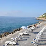 Кемпінг Villaggio Dei Fiori 4*