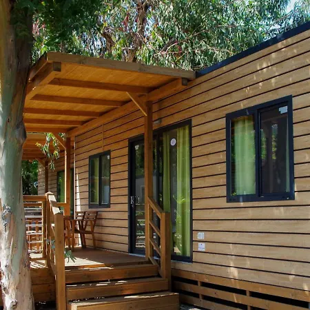 Villaggio Dei Fiori Κάμπινγκ 4*