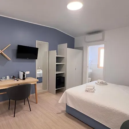 אתר קמפינג Villaggio Dei Fiori סנרמו