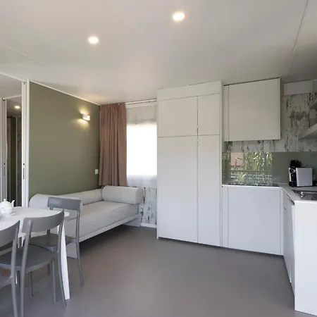Camping Villaggio Dei Fiori 4*