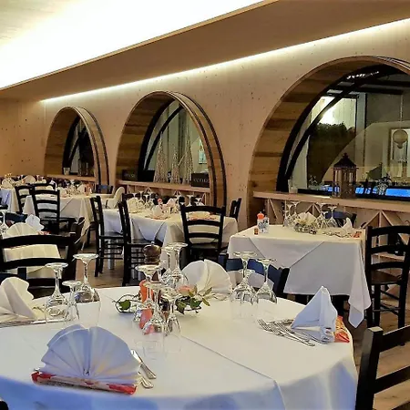 Villaggio Dei Fiori Санремо