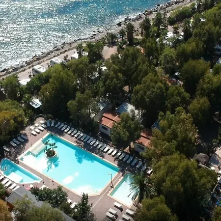 Villaggio Dei Fiori Кемпінг 4*