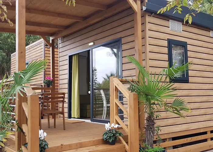 Кемпінг Villaggio Dei Fiori Санремо